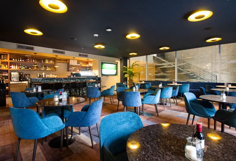 Maki Bar ESTELAR Milla de Oro Colombia - Medellín Maki Bar ESTELAR Milla de Oro Colombia - Medellín