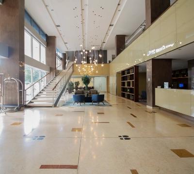 Recepción 24 horas  ESTELAR Milla de Oro Colombia - Medellín Recepción 24 horas  ESTELAR Milla de Oro Colombia - Medellín