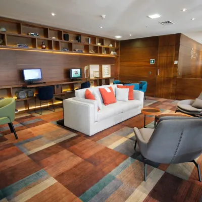 Lobby ESTELAR Milla de Oro Colombia - Medellin Lobby ESTELAR Milla de Oro Colombia - Medellin