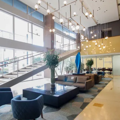 Lobby ESTELAR Milla de Oro Colombia - Medellin Lobby ESTELAR Milla de Oro Colombia - Medellin