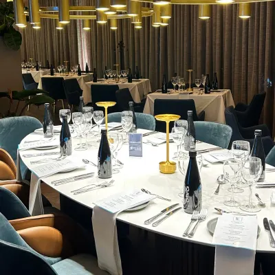 Restaurant ESTELAR Milla de Oro Colombia - Medellin Restaurant ESTELAR Milla de Oro Colombia - Medellin