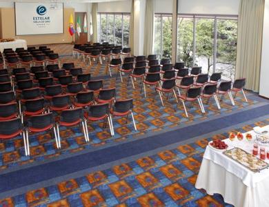 Salón ESTELAR Milla de Oro Colombia - Medellín Salón ESTELAR Milla de Oro Colombia - Medellín